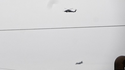 HM用 米軍機と米軍ヘリ)2019年5月2日午後2時38分嘉手納米軍基地。嘉7).jpg